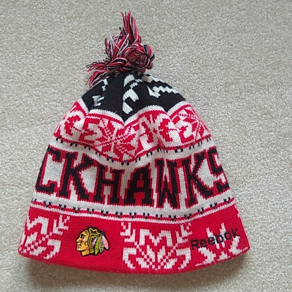 Blackhawks winter hat